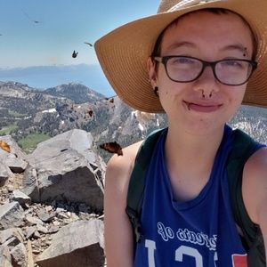 Meet your Posher, Caitlyn